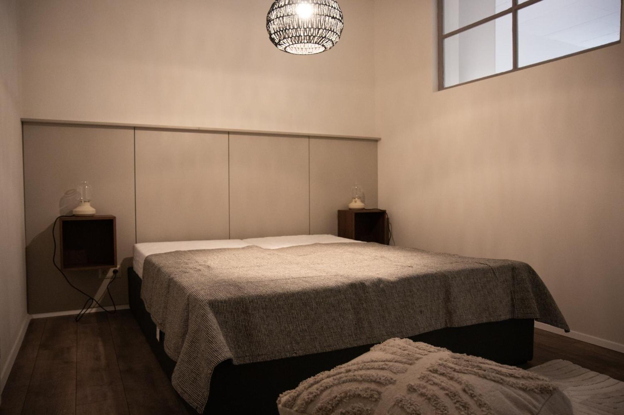 Hotel Capital With Private Wellness Нитра Экстерьер фото